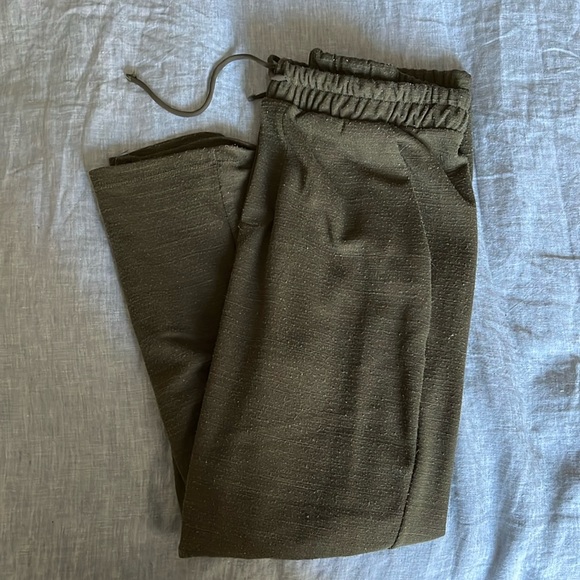 Zara Pants - Zara Capri Pants